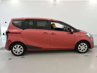Toyota SIENTA лот № 30405 оценка 3.5  с аукциона в Японии 2