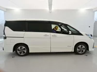 Nissan SERENA лот № 30406 оценка 4  с аукциона в Японии 2