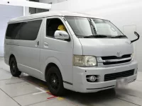 Toyota HIACE VAN лот № 40149 оценка 3.5  с аукциона в Японии 4