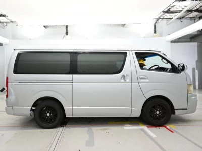 Toyota HIACE VAN  с аукциона в Японии