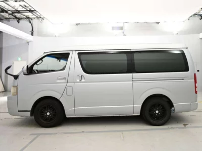Toyota HIACE VAN  с аукциона в Японии