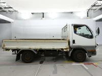 Mitsubishi CANTER лот № 40151 оценка 3  с аукциона в Японии 2