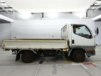 Mitsubishi CANTER  с аукциона в Японии