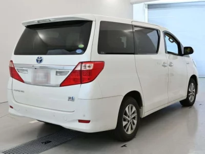 Toyota ALPHARD  с аукциона в Японии