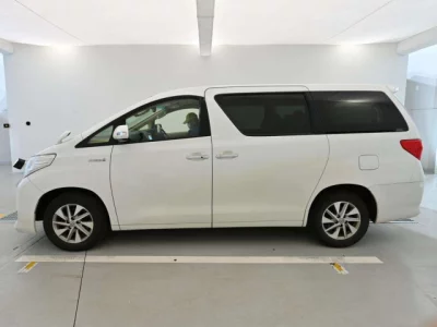 Toyota ALPHARD  с аукциона в Японии