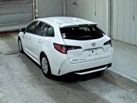 Toyota COROLLA TOURING лот № 3047 оценка 4  с аукциона в Японии 1