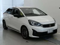 Honda FIT лот № 30414 оценка 4  с аукциона в Японии 4