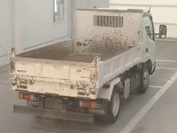 Toyota DYNA лот № 3017 оценка 3.5  с аукциона в Японии 1