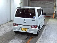 Suzuki WAGON R лот № 3025 оценка 3.5  с аукциона в Японии 4