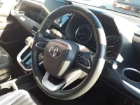 Toyota NOAH лот № 30419 оценка 4  с аукциона в Японии 8