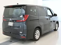 Toyota NOAH лот № 30420 оценка RA  с аукциона в Японии 1