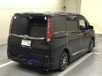 Toyota ESQUIRE лот № 3076 оценка 3.5  с аукциона в Японии 3