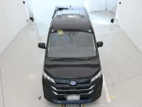 Toyota NOAH лот № 30422 оценка 4  с аукциона в Японии 6