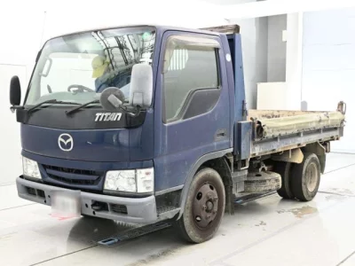 Mazda TITAN  с аукциона в Японии
