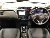 Honda GRACE лот № 3074 оценка 4  с аукциона в Японии 4