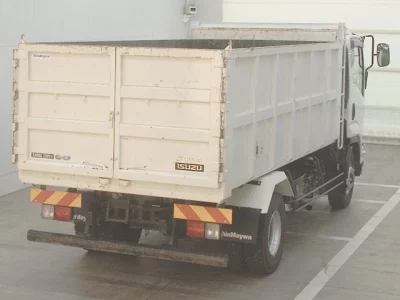Isuzu FORWARD  с аукциона в Японии