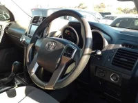 Toyota LAND CRUISER PRADO лот № 30429 оценка 4  с аукциона в Японии 8