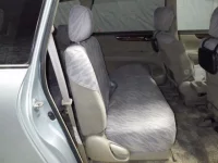 Toyota IPSUM лот № 2522 оценка 3  с аукциона в Японии 4