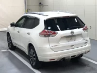 Nissan X-TRAIL лот № 3079 оценка 4  с аукциона в Японии 1