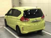 Honda FREED лот № 5004 оценка R  с аукциона в Японии 1