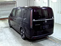 Honda STEP WAGON лот № 3055 оценка 4  с аукциона в Японии 1