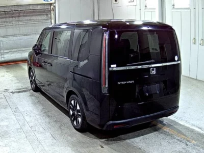Honda STEP WAGON  с аукциона в Японии