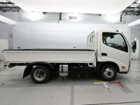 Toyota DYNA лот № 40176 оценка 3.5  с аукциона в Японии 2