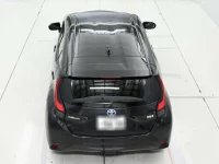 Toyota AQUA лот № 30443 оценка R  с аукциона в Японии 7