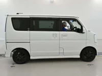 Suzuki EVERY WAGON лот № 3213 оценка 3.5  с аукциона в Японии 2
