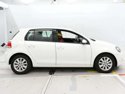 Volkswagen GOLF  с аукциона в Японии