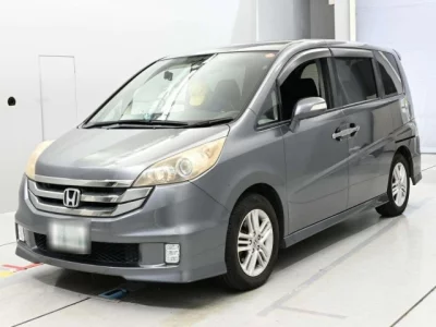 Honda STEP WAGON  с аукциона в Японии