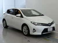 Toyota AURIS лот № 30452 оценка 3.5  с аукциона в Японии 4