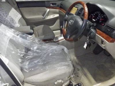 Toyota PREMIO  с аукциона в Японии