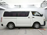Toyota HIACE VAN лот № 40196 оценка R  с аукциона в Японии 2