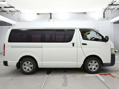 Toyota HIACE VAN  с аукциона в Японии