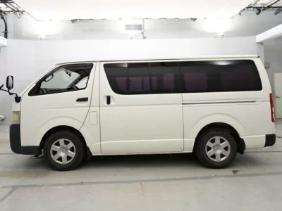 Toyota HIACE VAN  с аукциона в Японии
