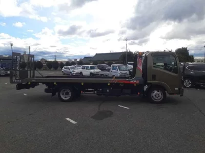 Isuzu ELF  с аукциона в Японии