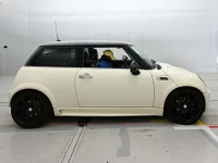 BMW MINI лот № 90693 оценка 4  с аукциона в Японии 2