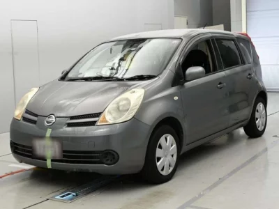 Nissan NOTE  с аукциона в Японии