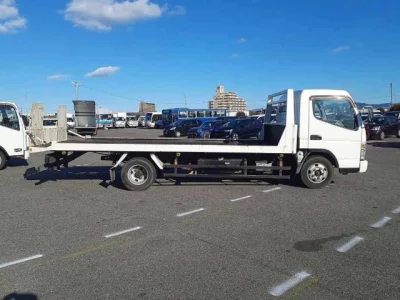 Mitsubishi CANTER  с аукциона в Японии