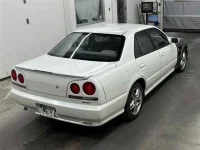 Nissan SKYLINE лот № 10295 оценка 3  с аукциона в Японии 4