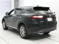 Toyota HARRIER лот № 30493 оценка 4  с аукциона в Японии 5