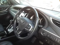 Toyota HARRIER лот № 30493 оценка 4  с аукциона в Японии 8