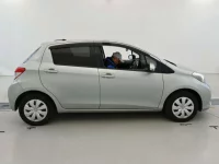Toyota VITZ лот № 90728 оценка 3  с аукциона в Японии 2