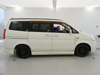 Nissan SERENA лот № 90730 оценка 3  с аукциона в Японии 2