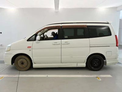 Nissan SERENA  с аукциона в Японии
