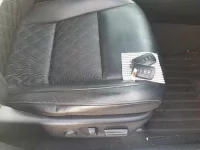 Toyota HARRIER лот № 30502 оценка 4  с аукциона в Японии 9