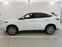 Toyota HARRIER лот № 30502 оценка 4  с аукциона в Японии 3