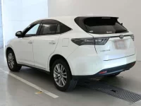 Toyota HARRIER лот № 30502 оценка 4  с аукциона в Японии 5
