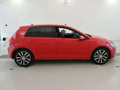 Volkswagen GOLF  с аукциона в Японии